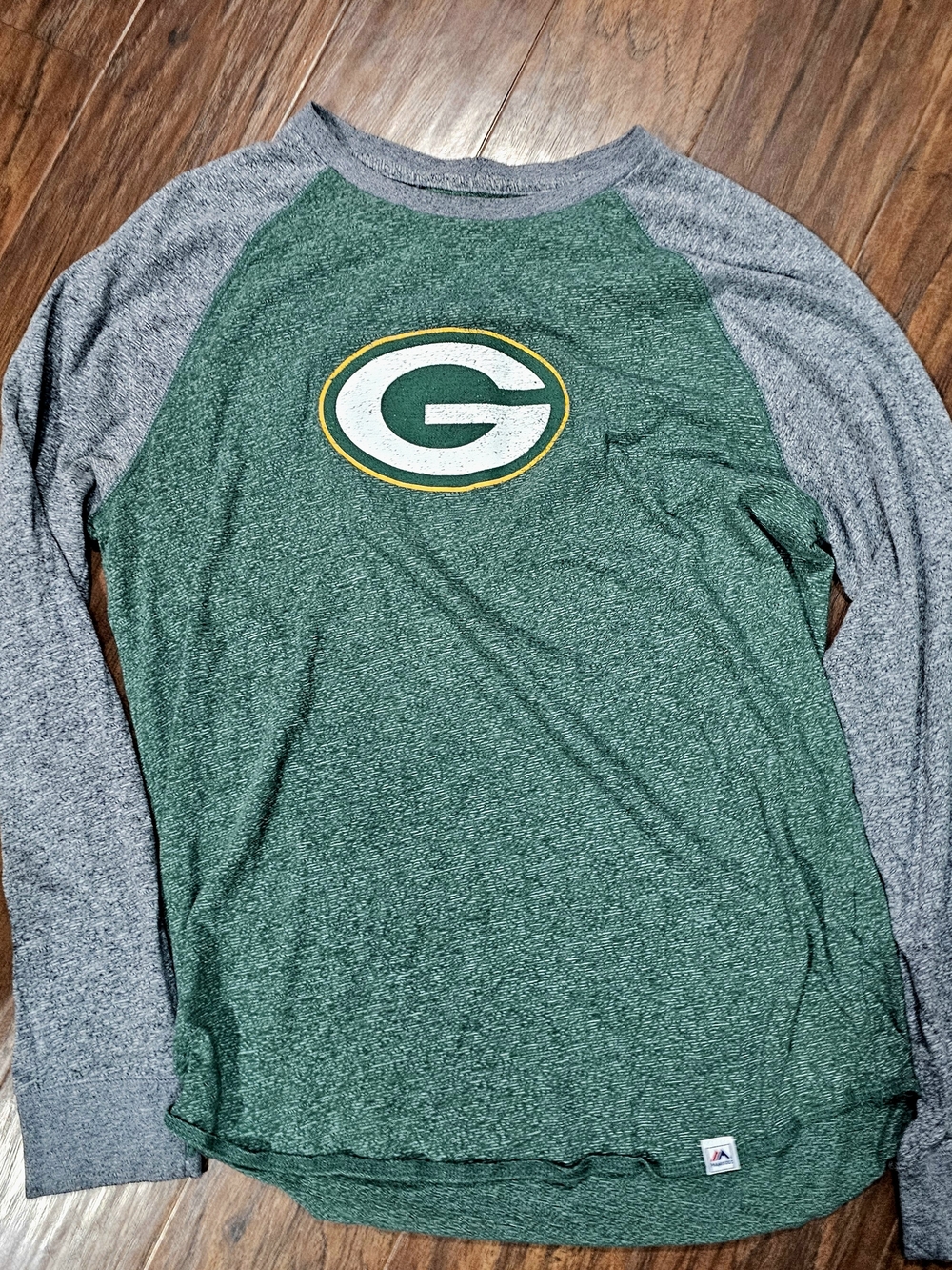 Green Bay Packers Long-Sleeve Raglan Shirt, Women's Large